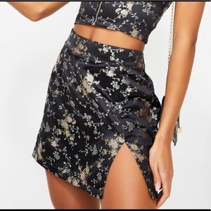 Lioness floral mini black skirt XS new
